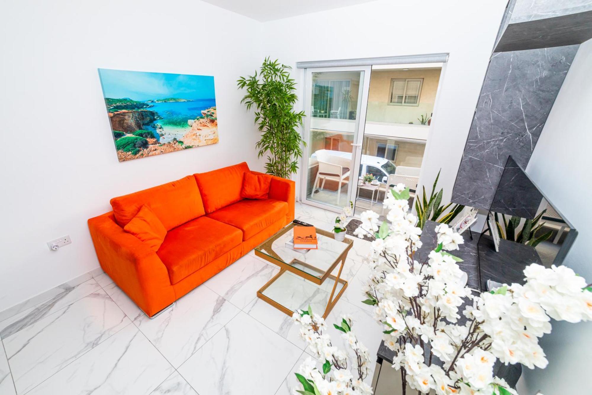 Sea Breeze, Spacious 2-Bedroom Lux Seaside Apartments เซนต์พอลส์เบย์ ภายนอก รูปภาพ